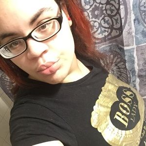 Meet your Posher, Nikki